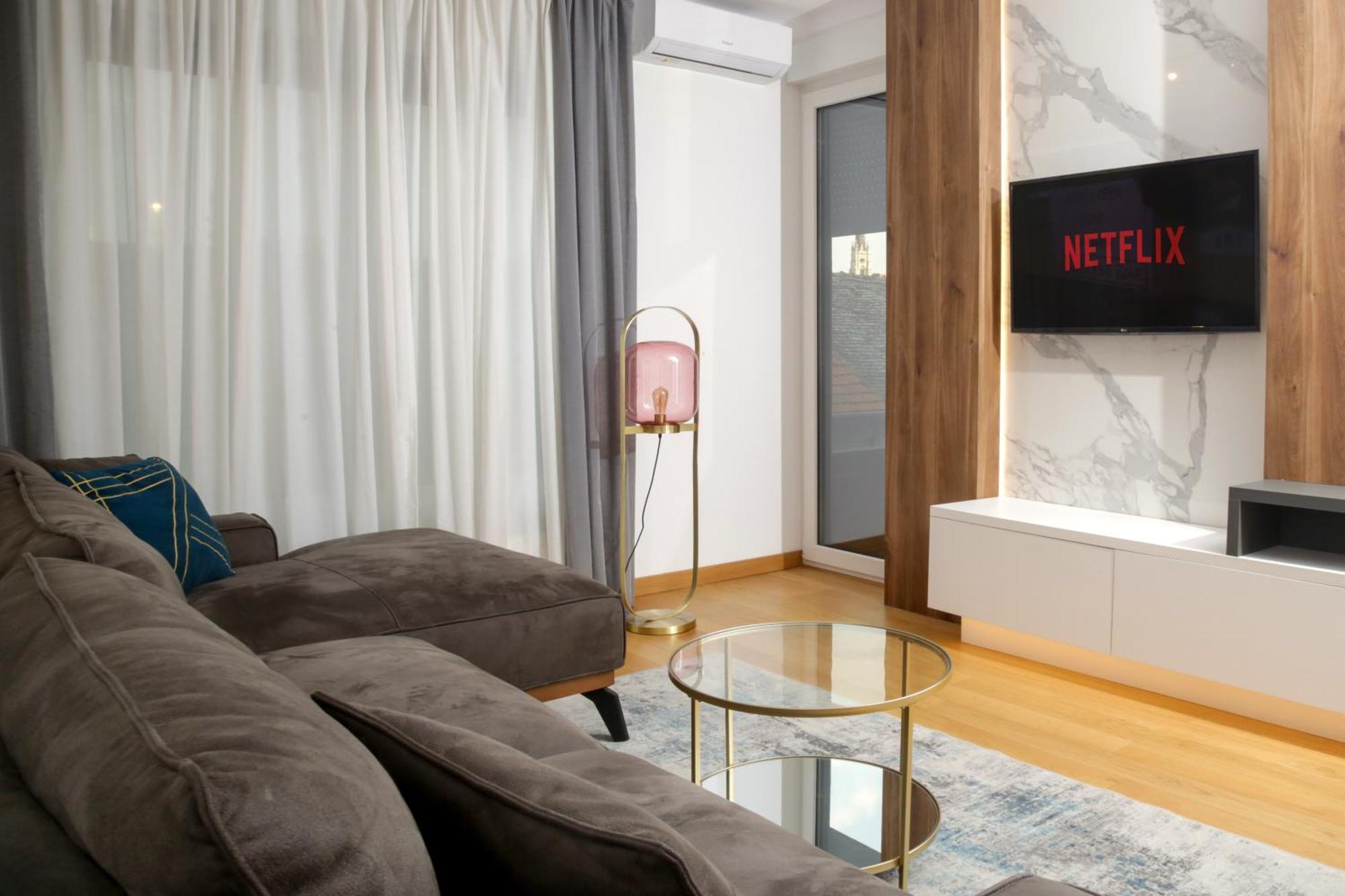 Supernova Royal Residence Novi Sad Esterno foto